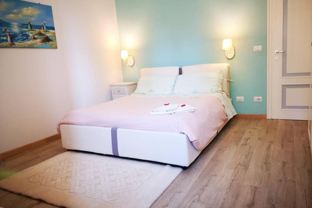 Delizioso Appartamento Cosy Ristrutturato ปาร์มา ภายนอก รูปภาพ